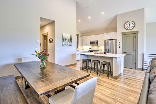 Granby Townhome With Mtn Views And Golf Access!