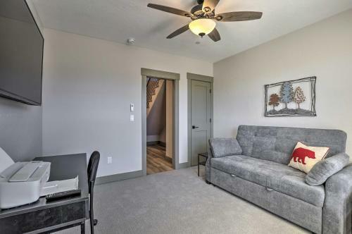 Granby Townhome With Mtn Views And Golf Access!