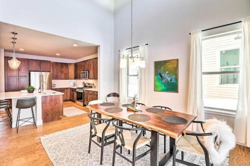 Stunning Alpine Home With Hot Tub Hike And Ski!