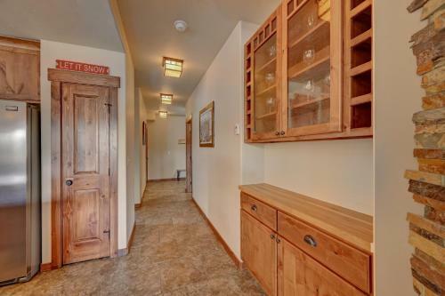 Apartamento Cozens Pointe I-101 Condo