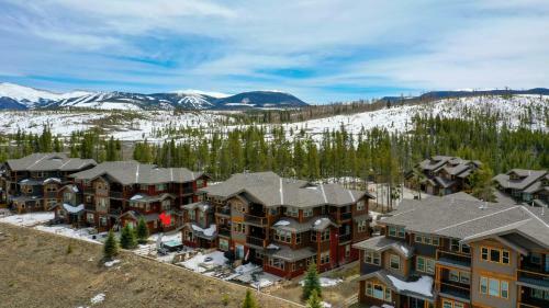 Apartamento Cozens Pointe I-101 Condo