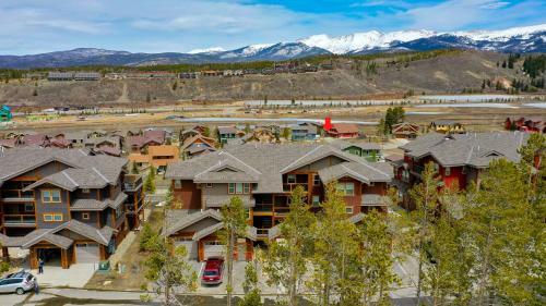 Apartamento Cozens Pointe I-101 Condo