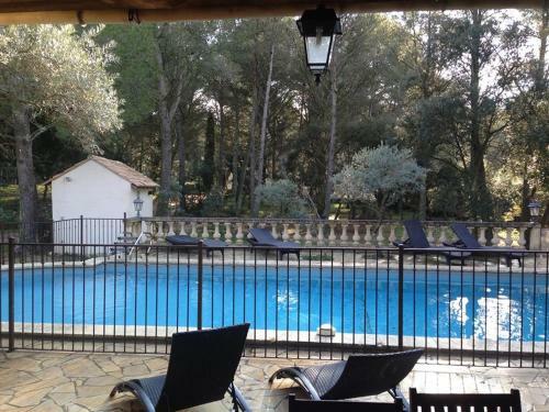 G�tes Le Domaine D'al�zen