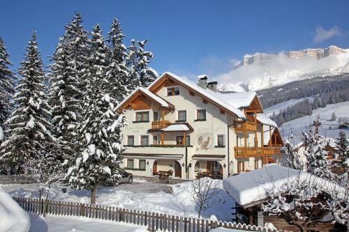 Hotel Garn� Lasteis