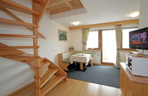 Hotel Garn� Lasteis