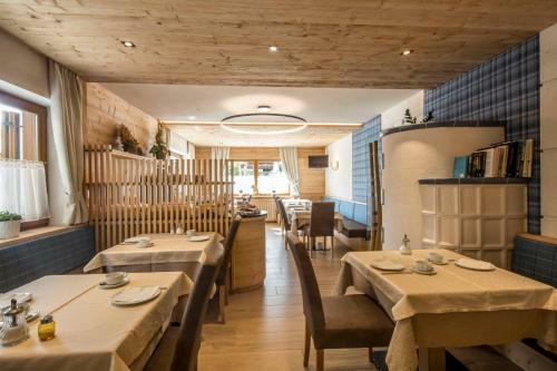 Hotel Garn� Lasteis