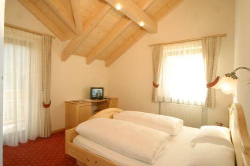 Hotel Garn� Lasteis