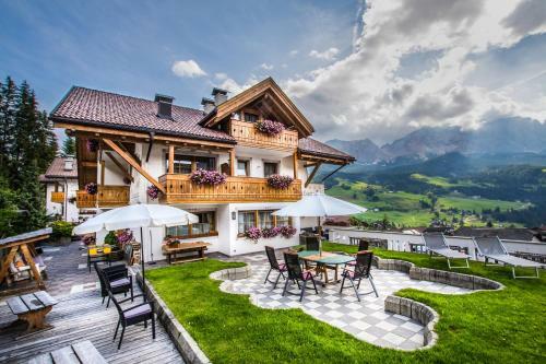Hotel Ciasa Montanara