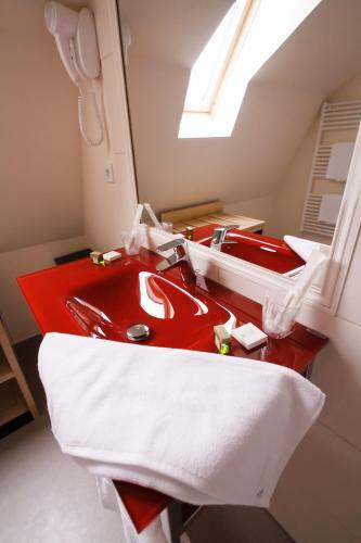 Hotel Logis Auberge De La Xaintrie