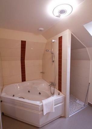 Hotel Logis Auberge De La Xaintrie