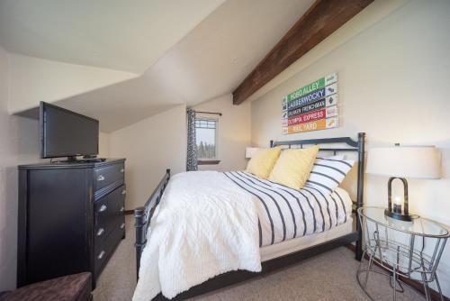 Apartamento Cozens Pointe B-301 Condo