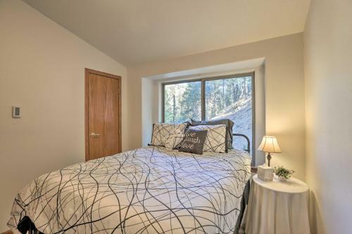 Bright Idaho Springs Cabin With Mountain Views!