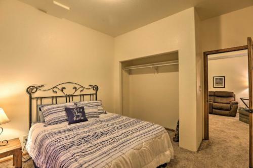 Bright Idaho Springs Cabin With Mountain Views!