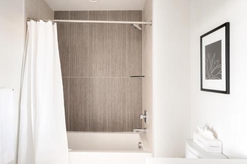 Living La Vida Penthouse Loft - Espadin Lohi