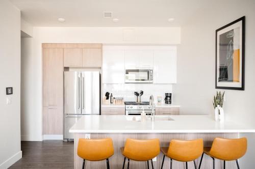 Living La Vida Penthouse Loft - Espadin Lohi