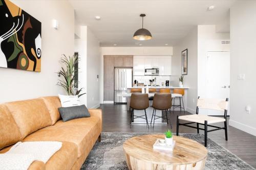 Living La Vida Penthouse Loft - Espadin Lohi