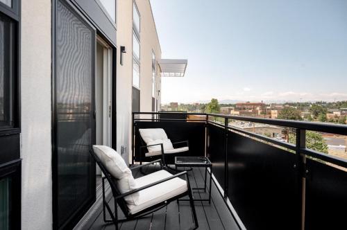 Living La Vida Penthouse Loft - Espadin Lohi