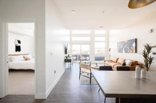 Living La Vida Penthouse Loft - Espadin Lohi