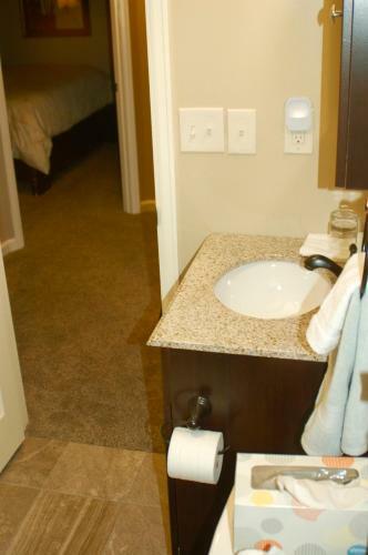 Apartamento Blue Bear Den 3br 2ba Dtc Private Apt Non Smoking