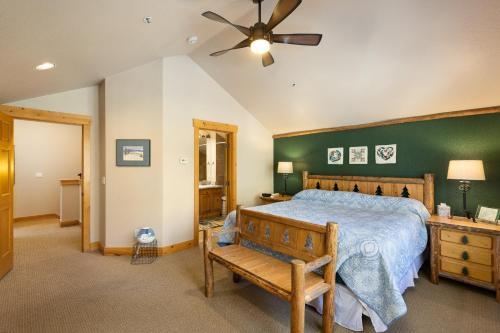 Apartamento 8767 Trappers Crossing Condo