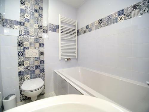 Apartm�ny Hab�nsk�, Cel� D?m