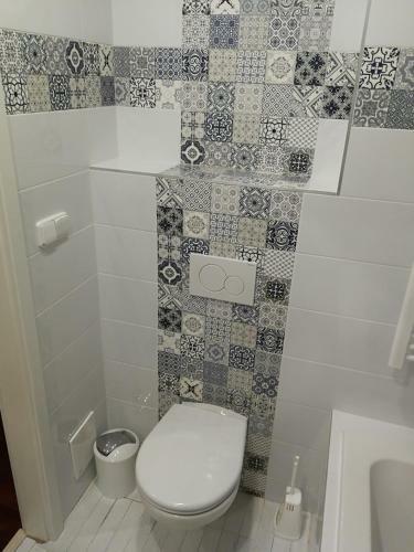 Apartm�ny Hab�nsk�, Cel� D?m