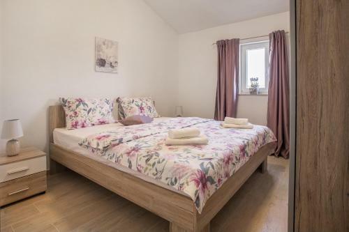 Villa Mountain House Kajko With Pool