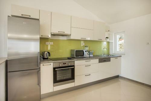 Villa Mountain House Kajko With Pool