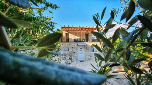 Villa Holiday Home Laura, Makarska - Runovi?i