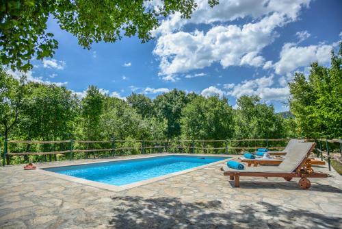 Villa Ognjistar Surrounded By Nature And Peace