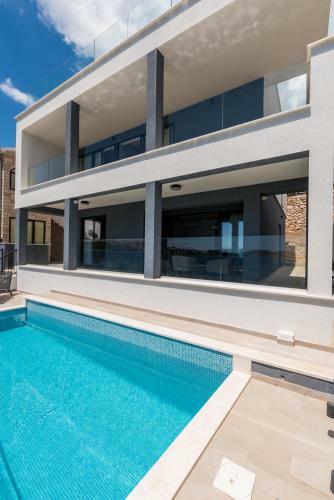Villa House Galesic