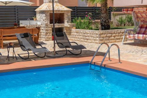 Apartment Maja With Private Pool