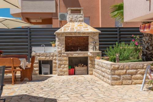 Apartment Maja With Private Pool