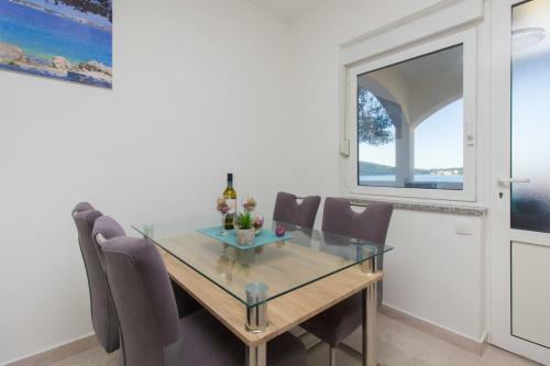 Hostal Apartmani Malis