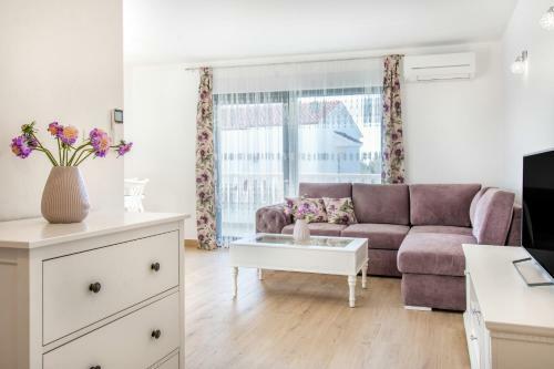 Luxury Apartments Alkar With Swimming Pool