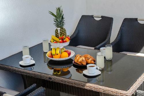 Luxury Apartments Alkar With Swimming Pool