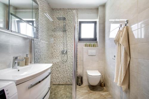 Luxury Apartments Alkar With Swimming Pool