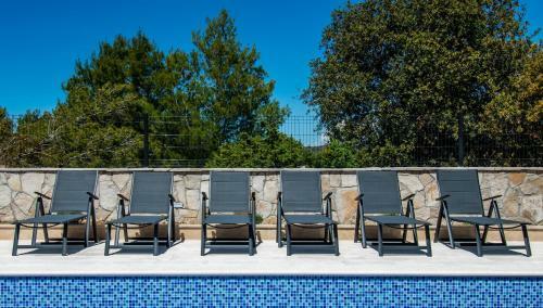 Luxury Apartments Alkar With Swimming Pool