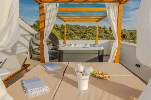 Villa Esquel - With Heated Pool