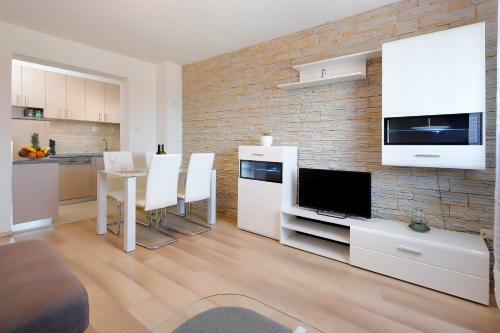 L&r Apartmani