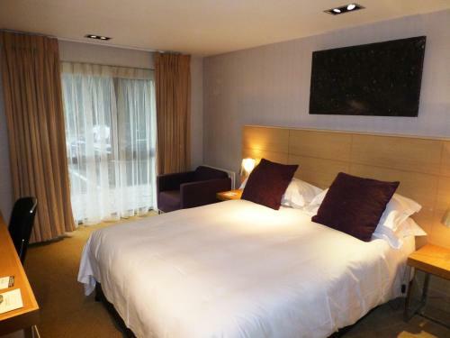 Beales Hotel