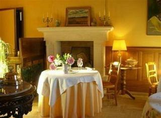 Hostal Ch�teau Des Salles