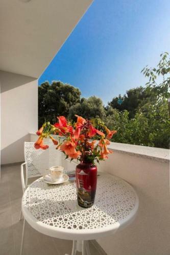 Apartments Mila - 100m From The Sea