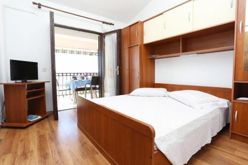 Apartments By The Sea Marusici, Omis - 653