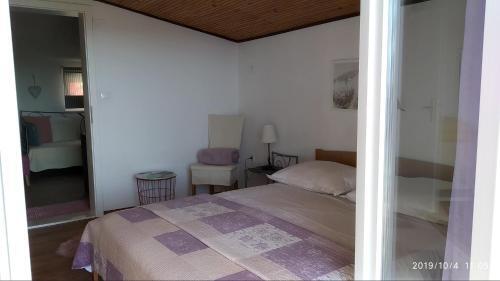 Apartments By The Sea Marusici, Omis - 1040