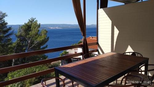 Apartments By The Sea Marusici, Omis - 1040