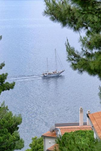Apartments By The Sea Marusici, Omis - 1040
