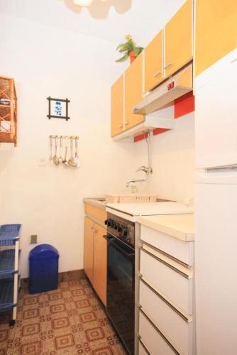 Apartments By The Sea Marusici, Omis - 957