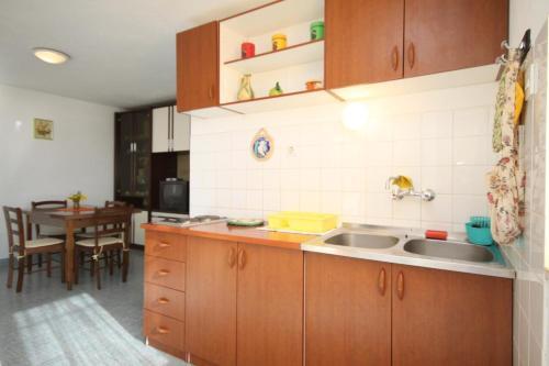 Apartments By The Sea Marusici, Omis - 8632
