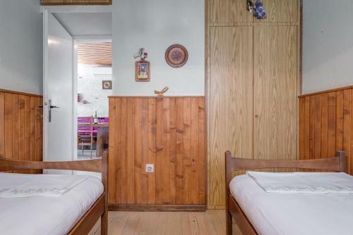 Apartments By The Sea Pisak, Omis - 17056